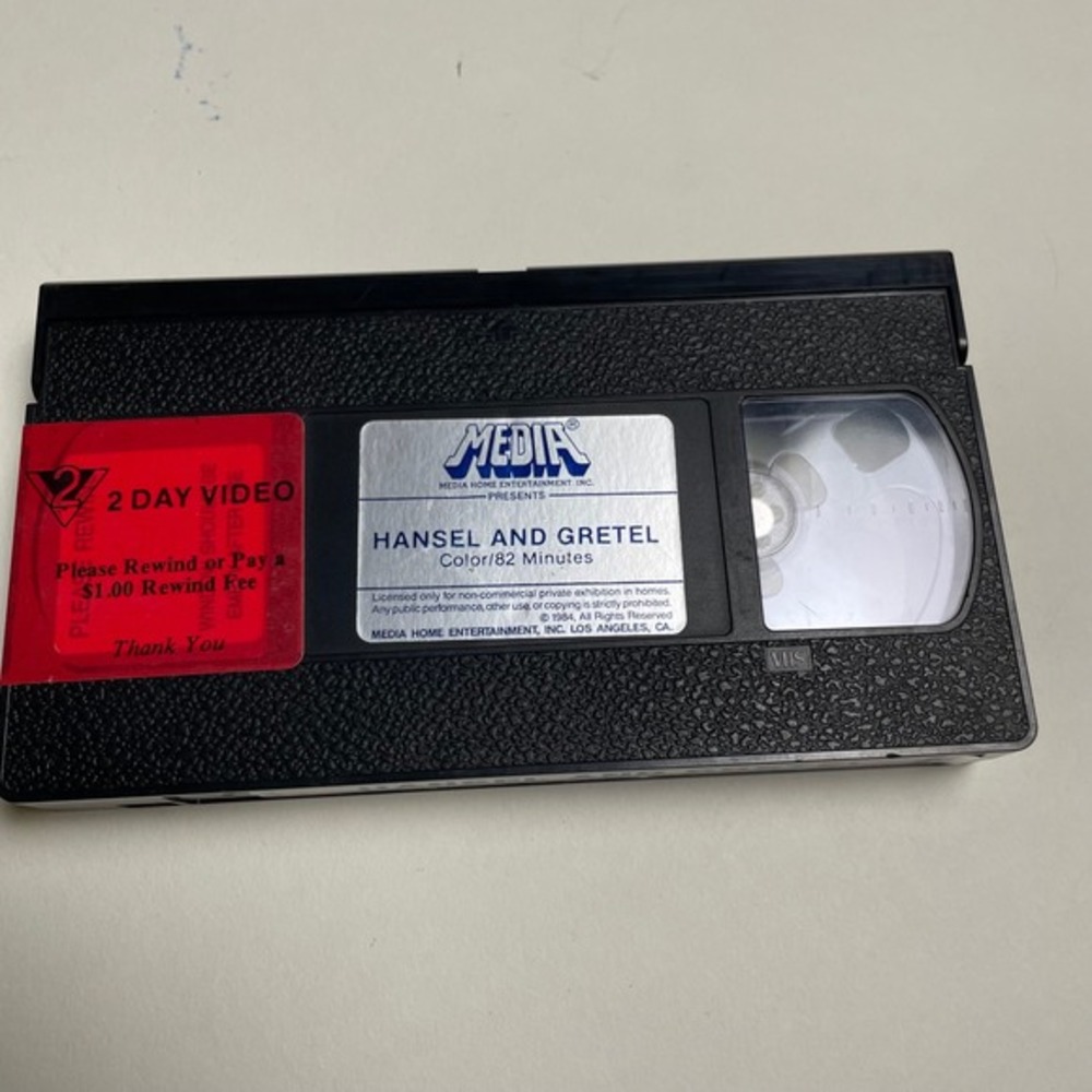 Hansel and Gretel VHS Tape Media Home Entertainment‎ Vintage Movie 1981 - Picture 3 of 3